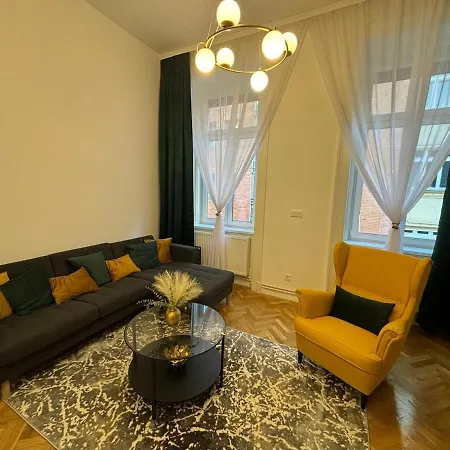 Premium Quiet 2br Brand New Flat In The Heart Of The *