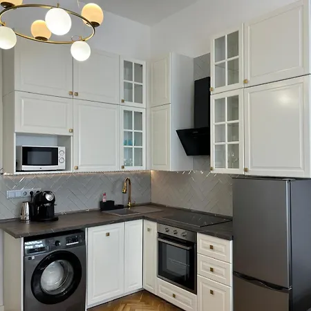 Premium Quiet 2br Brand New Flat In The Heart Of The Apartment *